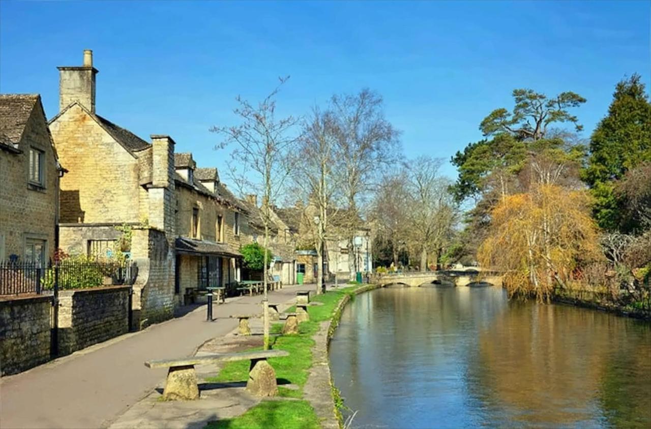 Cotswold Apartment With Private Parking! Stow-on-the-Wold Exterior photo